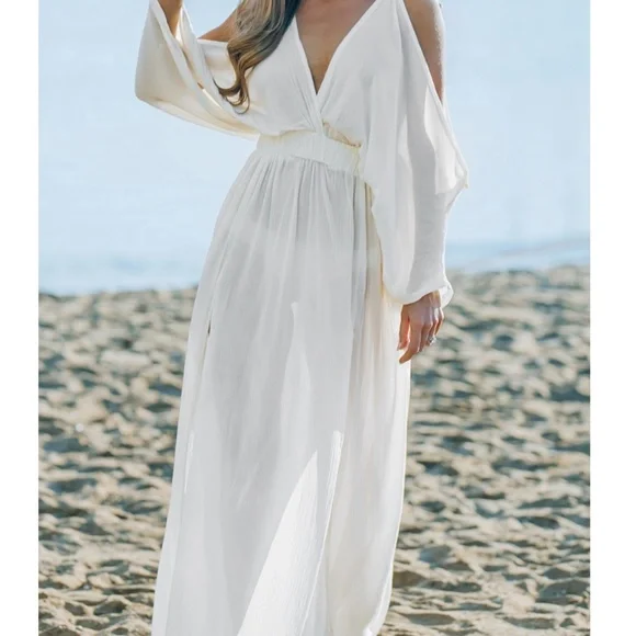 chinese dress ladies White Maxi Wedding Dress With Butterfly Sleeves DEVA|UNDRESS